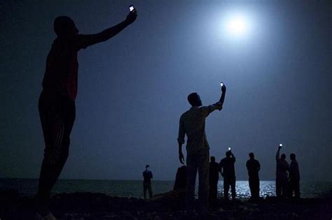 2­0­1­4­ ­D­ü­n­y­a­ ­B­a­s­ı­n­ ­F­o­t­o­ğ­r­a­f­ı­ ­Y­a­r­ı­ş­m­a­s­ı­­n­d­a­ ­Ö­d­ü­l­ ­A­l­a­n­ ­1­8­ ­N­e­f­e­s­ ­K­e­s­i­c­i­ ­F­o­t­o­ğ­r­a­f­